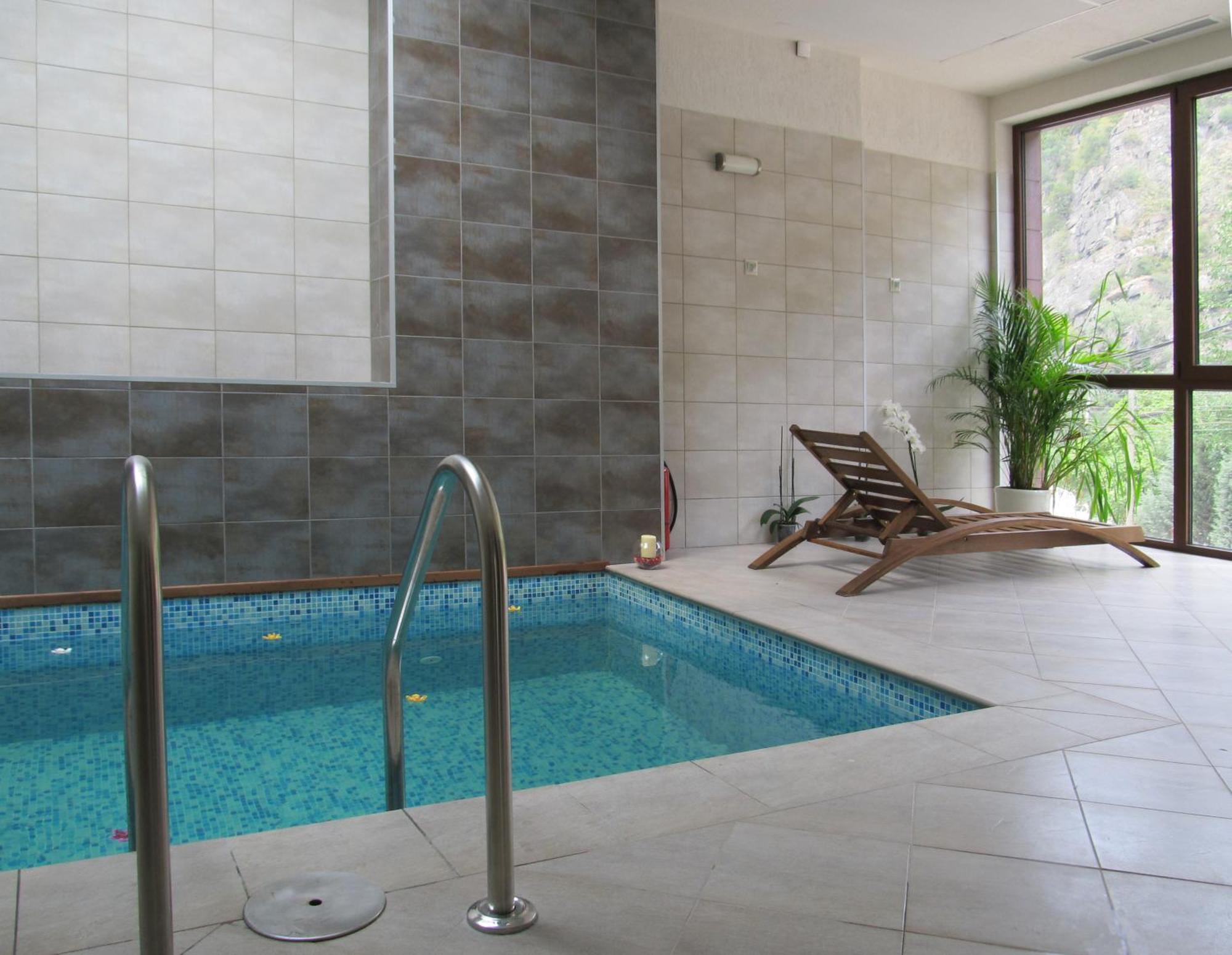 Aqua Varvara Hotel Vetren Dol Exteriör bild