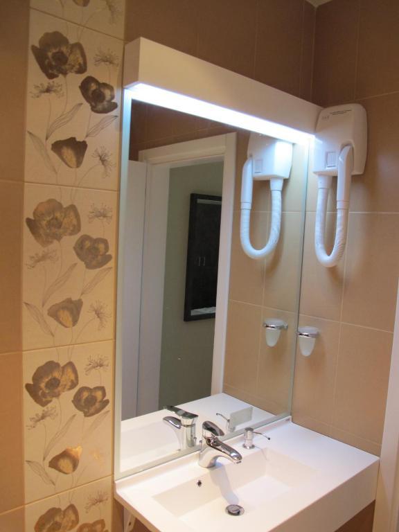 Aqua Varvara Hotel Vetren Dol Rum bild